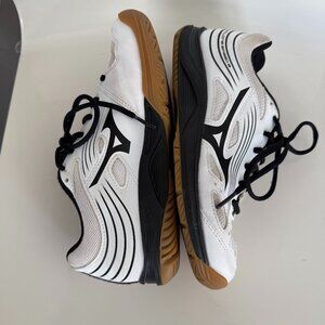 Mizuno cyclone Speed 3 court shoes